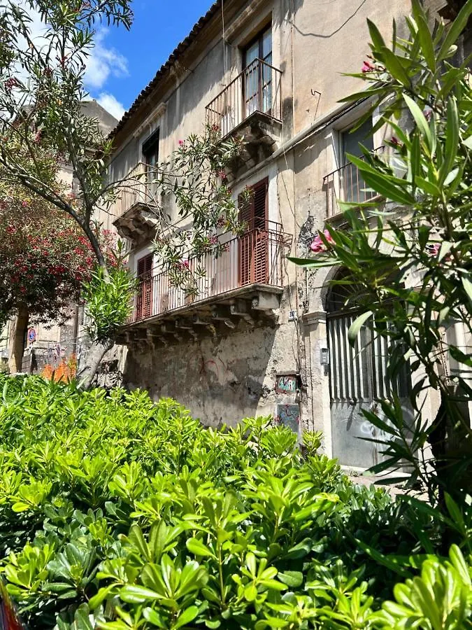 San Julian House Apartment Catania